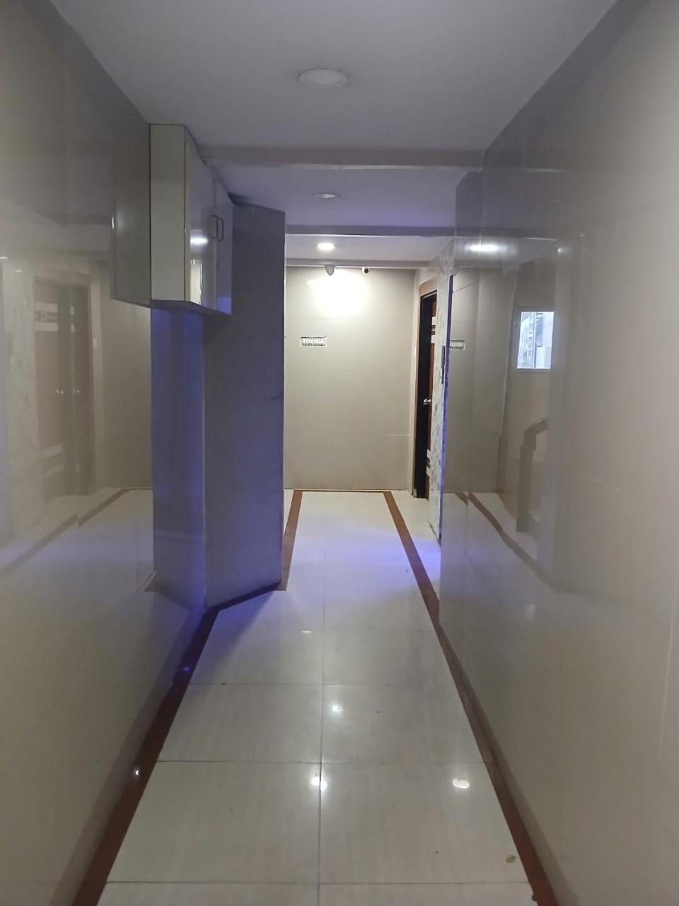 Blossoms Room Hotel Alekhya Residency- Luxury Lollection Хидерабад Екстериор снимка